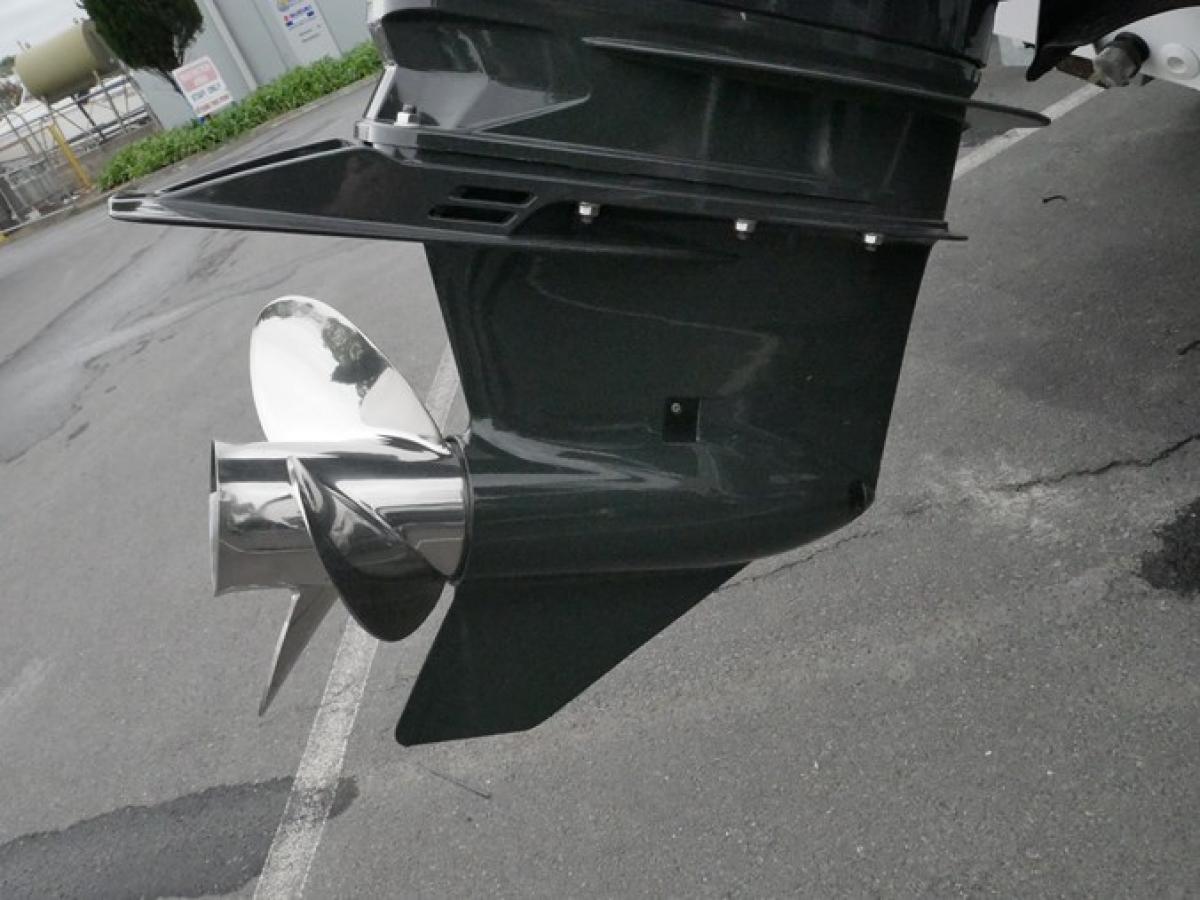Yellowfin 6700 Cabin - Plate Offshore Yellowfin 6700 Cabin - Plate Offshore