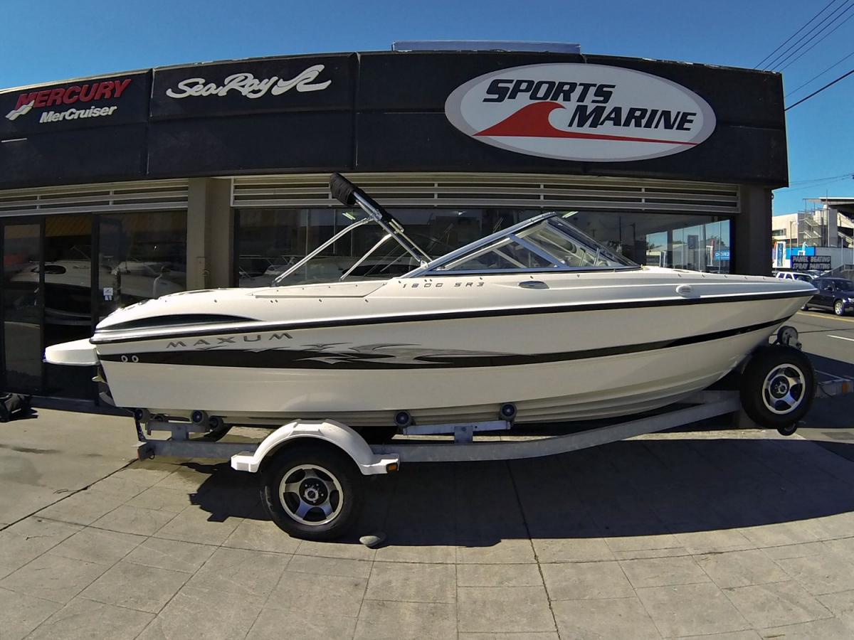 2006 Maxum 1800 SR3 Sports Marine 2006 Maxum 1800 SR3 Sports Marine