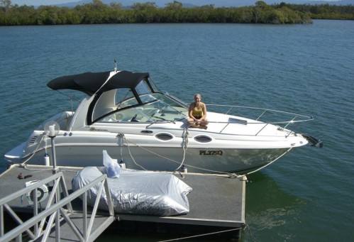 Sea Ray 275 Sundancer Sea Ray 275 Sundancer