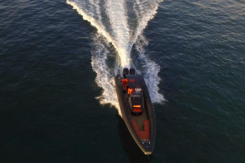 Technohull SeaDNA 999 G5 Technohull SeaDNA 999 G5