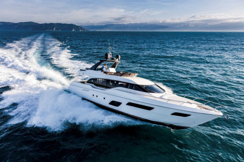Ferretti Yacht 700 Ferretti Yacht 700