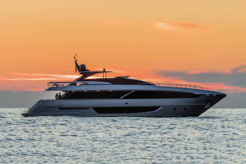 Riva 100' Corsaro Riva 100' Corsaro