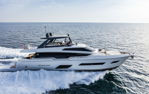 Ferretti Yacht 780 Ferretti Yacht 780