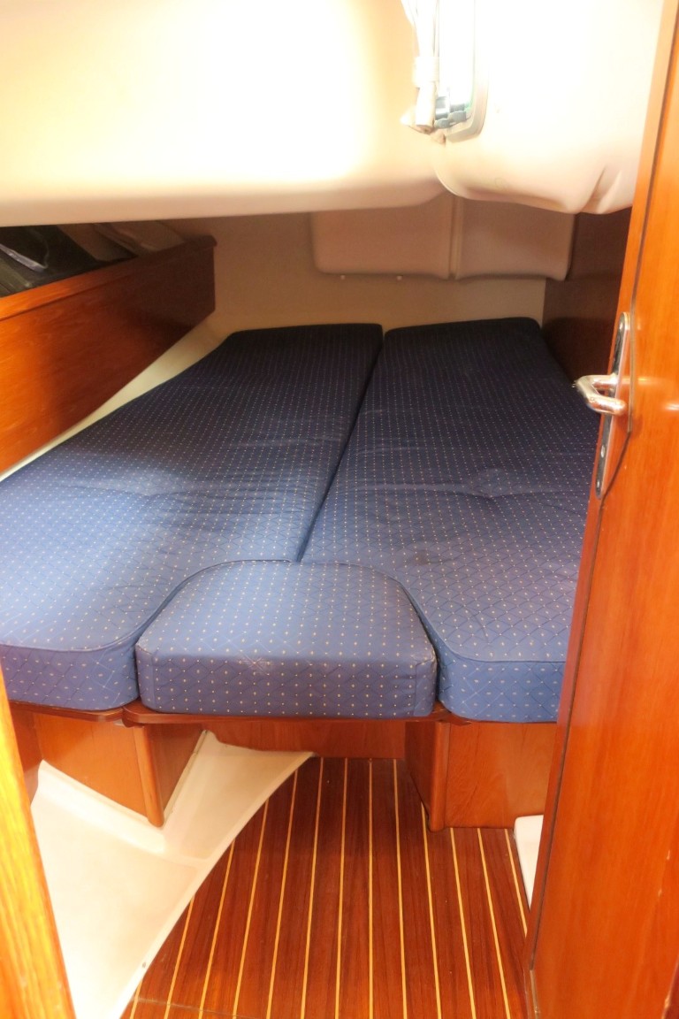 2003 Jeanneau Sun Fast 43