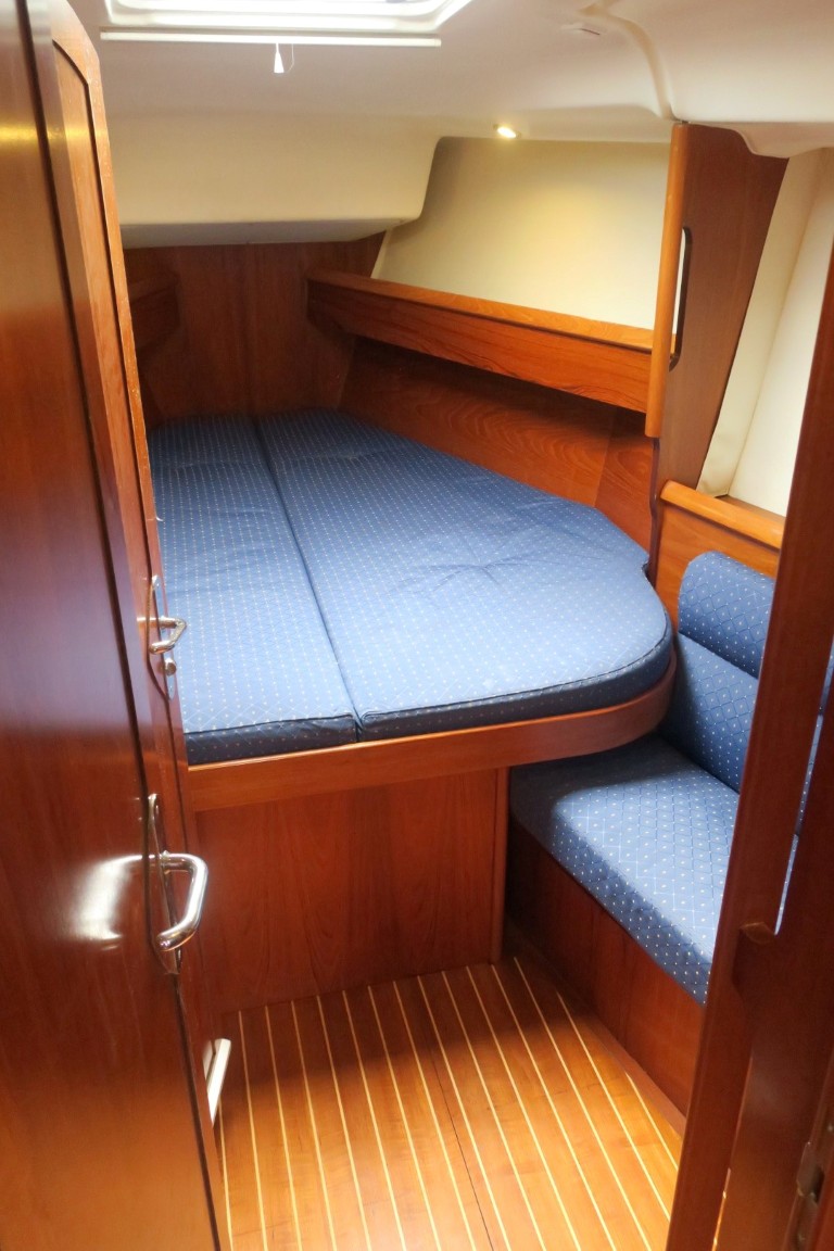 2003 Jeanneau Sun Fast 43
