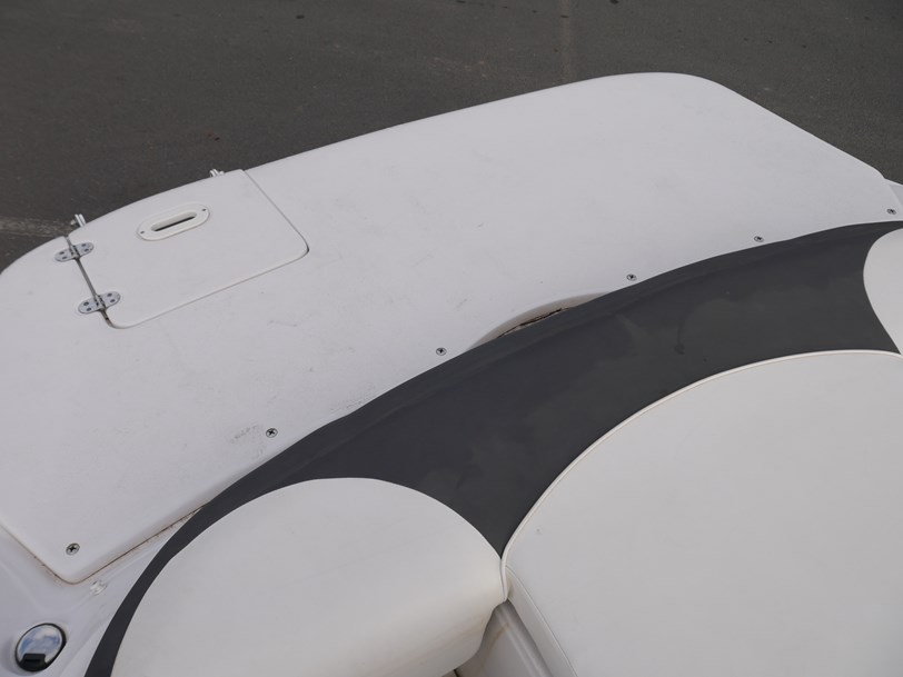 FOUR WINNS H180 BOW RIDER FOUR WINNS H180 BOW RIDER