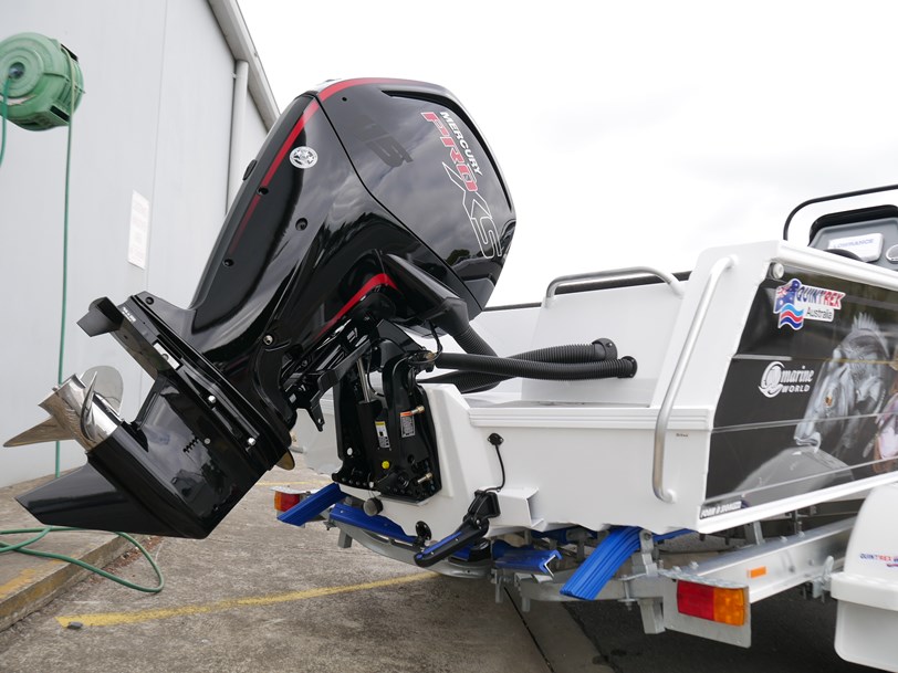 Quintrex 510 Stealth Hornet Quintrex 510 Stealth Hornet
