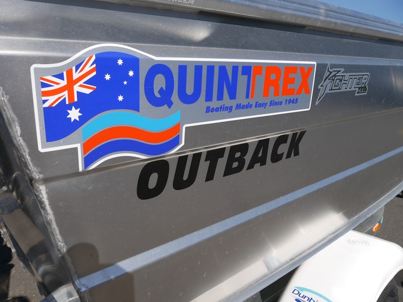 QUINTREX 370 OUTBACK EXPLORER QUINTREX 370 OUTBACK EXPLORER