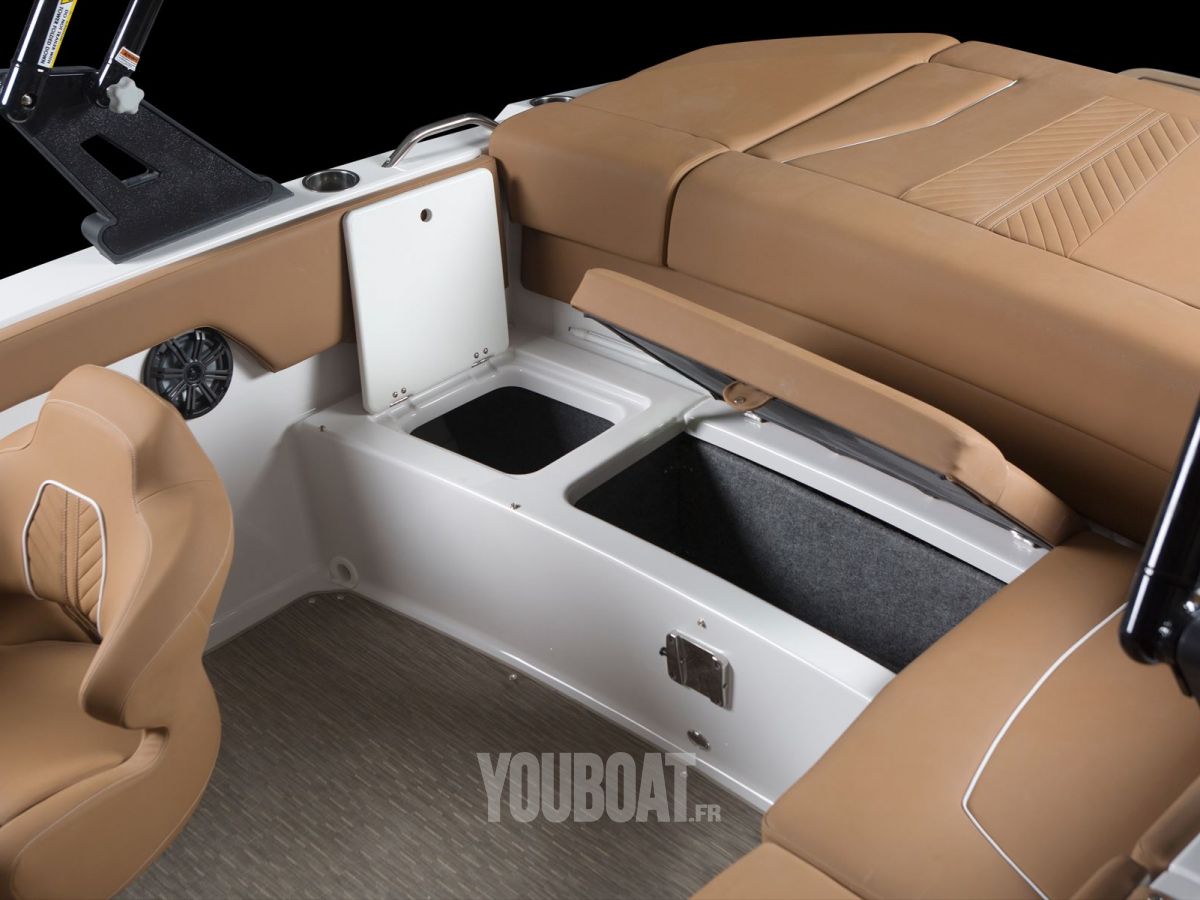 2018 Glastron GTS 185 Bowrider