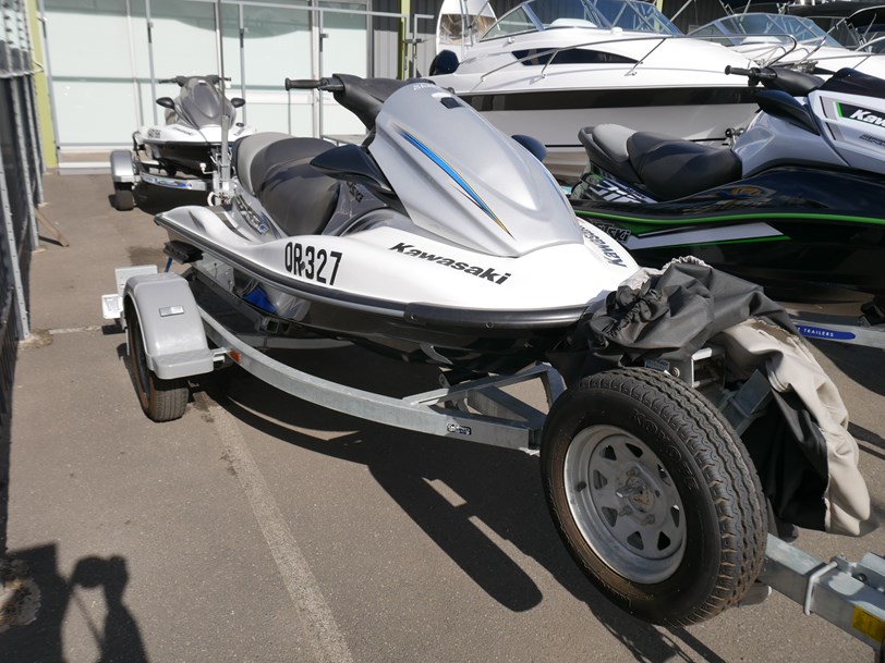 KAWASAKI STX-15F JETSKI KAWASAKI STX-15F JETSKI
