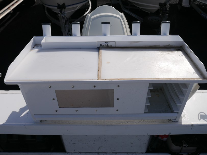 STESSL MAKO 550 - CABIN BOAT STESSL MAKO 550 - CABIN BOAT