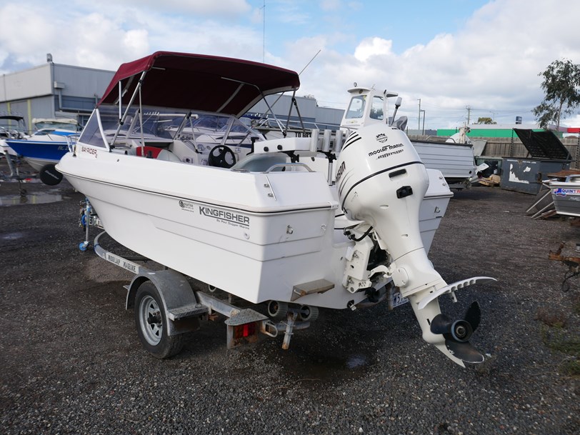 KINGFISHER 4650 BAY RAIDER - RUNABOUT KINGFISHER 4650 BAY RAIDER - RUNABOUT