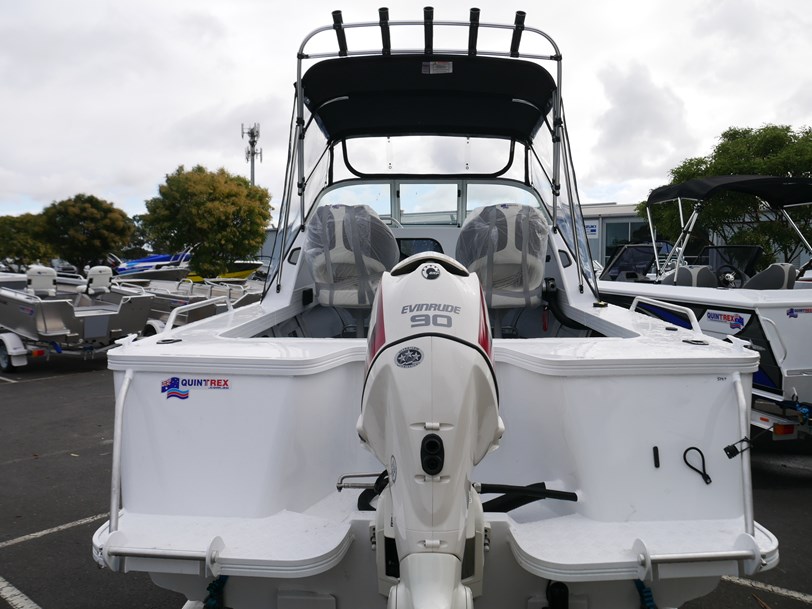 Quintrex 510 Sea Spirit - Cabin Boat Quintrex 510 Sea Spirit - Cabin Boat