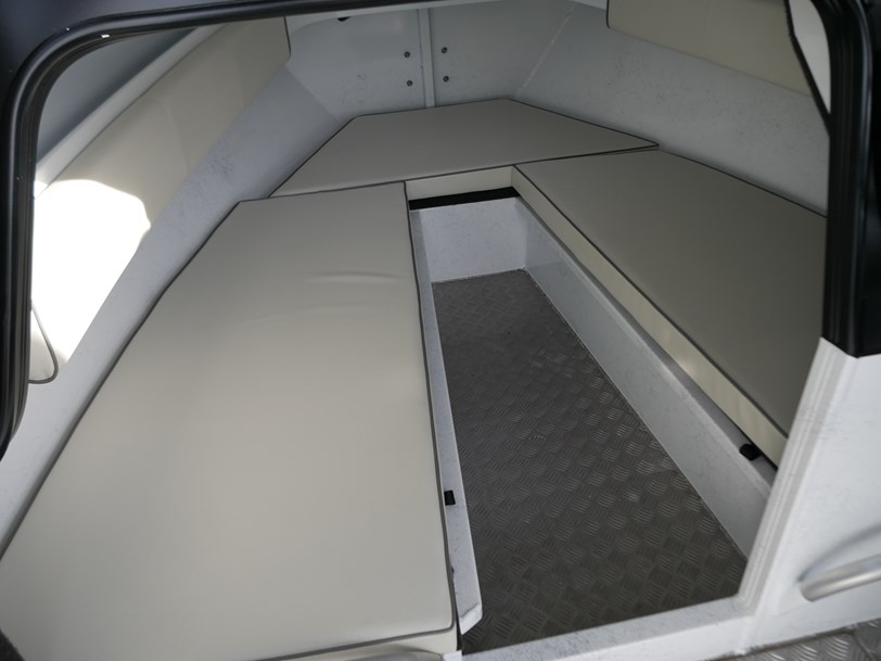 Quintrex 7000 Yellowfin Hard Top - Southerner Quintrex 7000 Yellowfin Hard Top - Southerner