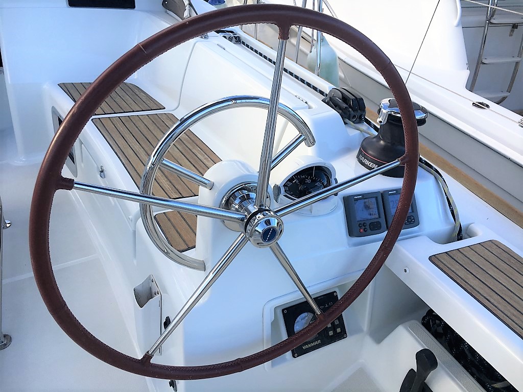 2011 Jeanneau Sun Odyssey 409 - Furling Main
