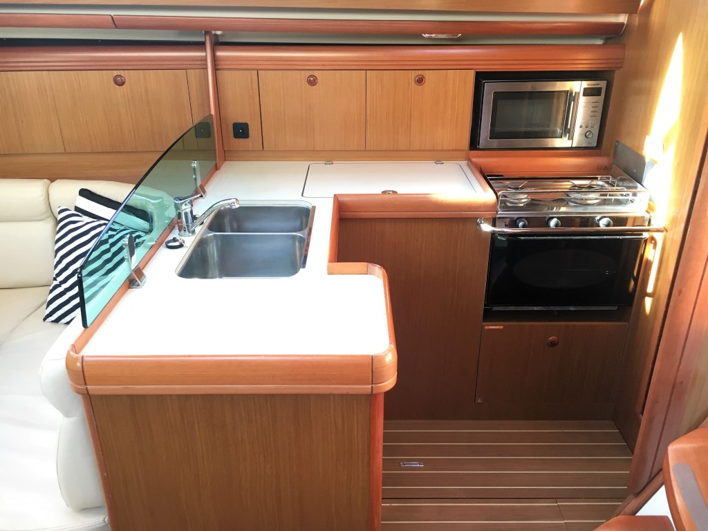 2007 Sun Odyssey 42DS