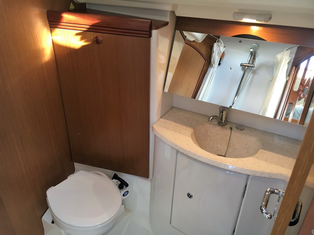 2007 Sun Odyssey 42DS