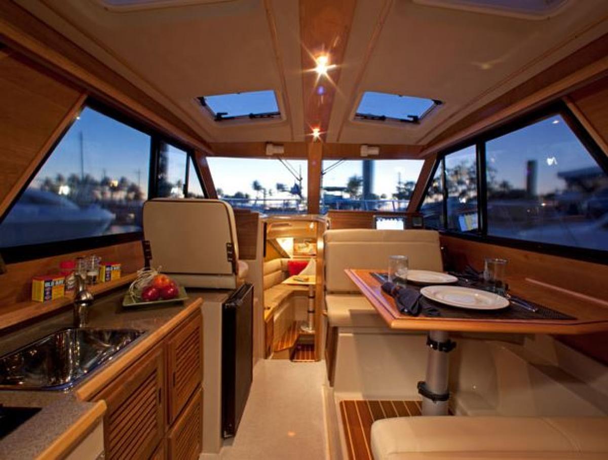 Cutwater 28
