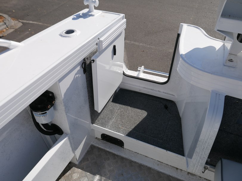 Quintrex 610 Trident - Soft Top Quintrex 610 Trident - Soft Top
