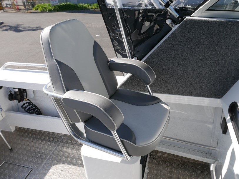 Quintrex 610 Trident - Soft Top Quintrex 610 Trident - Soft Top