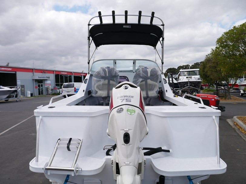 Quintrex 510 Sea Spirit - Cabin Boat Quintrex 510 Sea Spirit - Cabin Boat