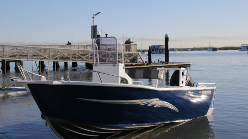 Aquamaster 5.3m Deluxe Centre Console Aquamaster 5.3m Deluxe Centre Console