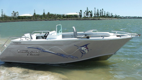 Formosa Tomahawk Offshore 660 Side Console Formosa Tomahawk Offshore 660 Side Console
