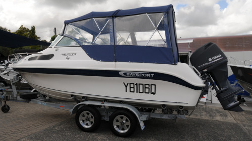 Baysport 585 Sport Half Cabin Baysport 585 Sport Half Cabin