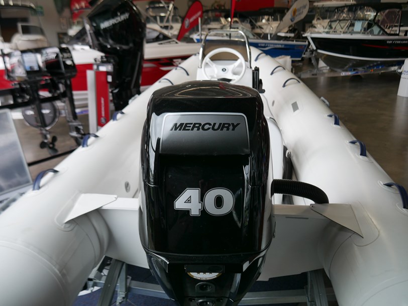 Mercury 420 Ocean Runner Inflatable Mercury 420 Ocean Runner Inflatable