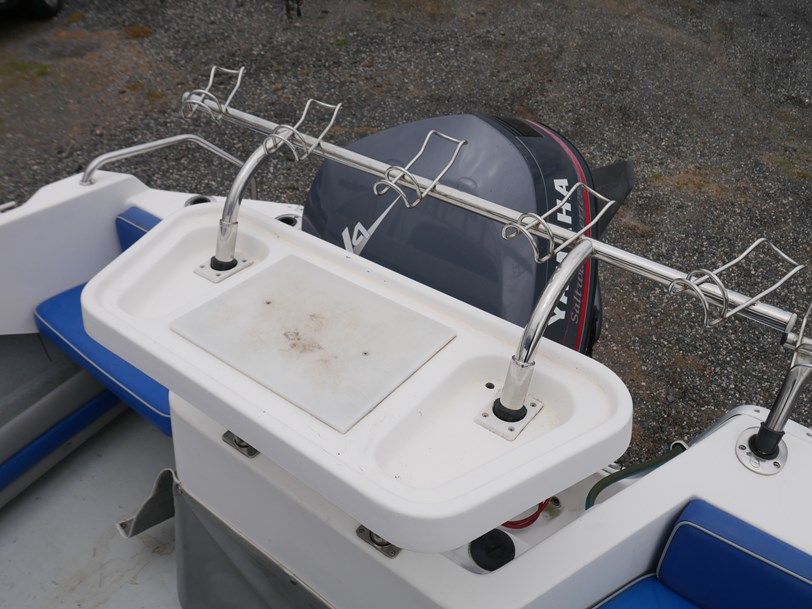 Streaker 5.45 Blue Water - Cabin Boat Streaker 5.45 Blue Water - Cabin Boat