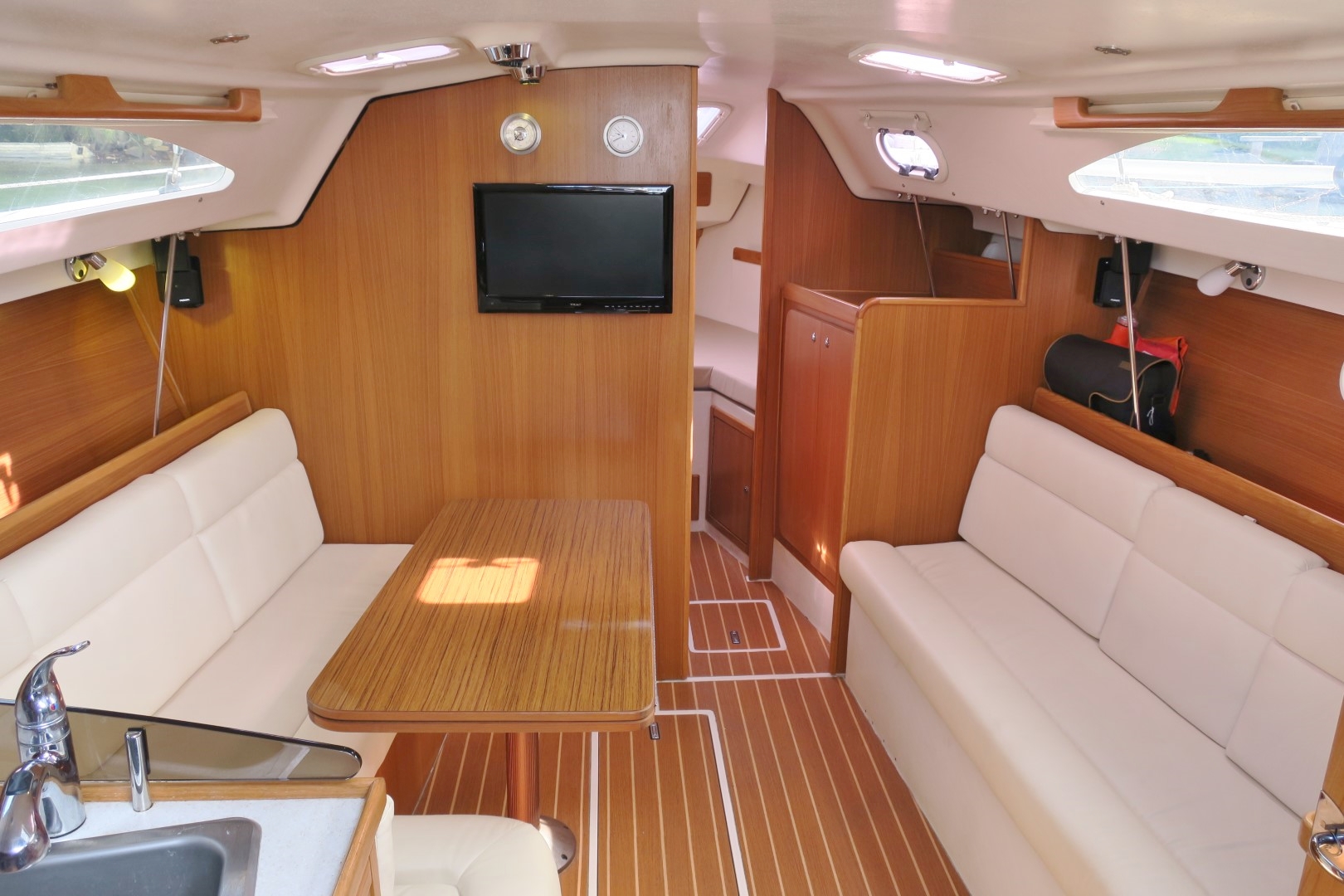 2011 Catalina 309