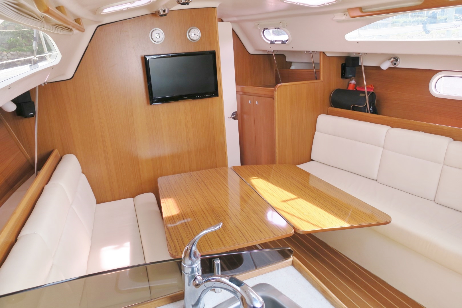 2011 Catalina 309