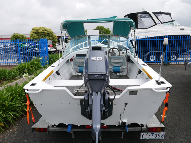 Stessl 415 Sportsman Runabout Stessl 415 Sportsman Runabout