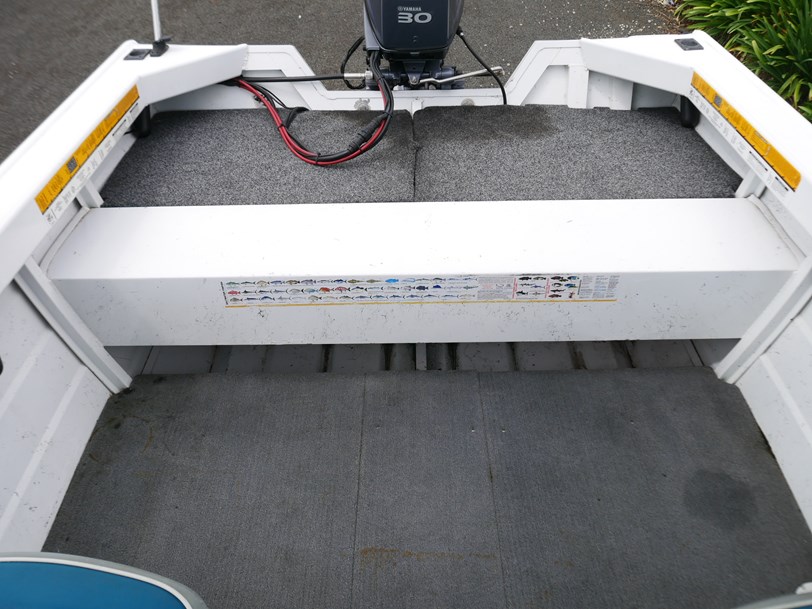 Stessl 415 Sportsman Runabout Stessl 415 Sportsman Runabout