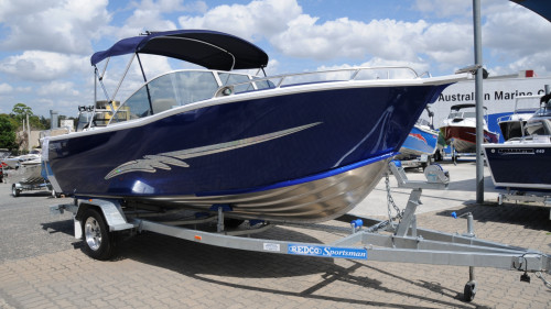 Aquamaster 5.3m Bowrider Aquamaster 5.3m Bowrider