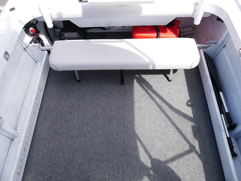 Quintrex 430 Fishabout - Runabout Quintrex 430 Fishabout - Runabout
