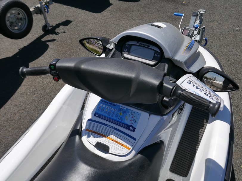 Kawasaki STX-15F Jetski Kawasaki STX-15F Jetski