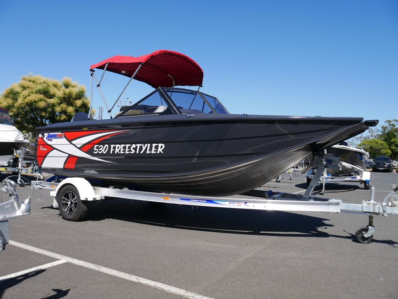 Quintrex 530 Freestyler - Bow Rider Quintrex 530 Freestyler - Bow Rider