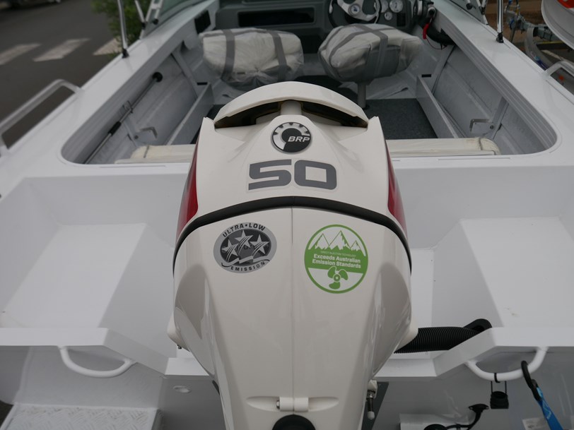 Quintrex 430 Fishabout - Runabout Quintrex 430 Fishabout - Runabout