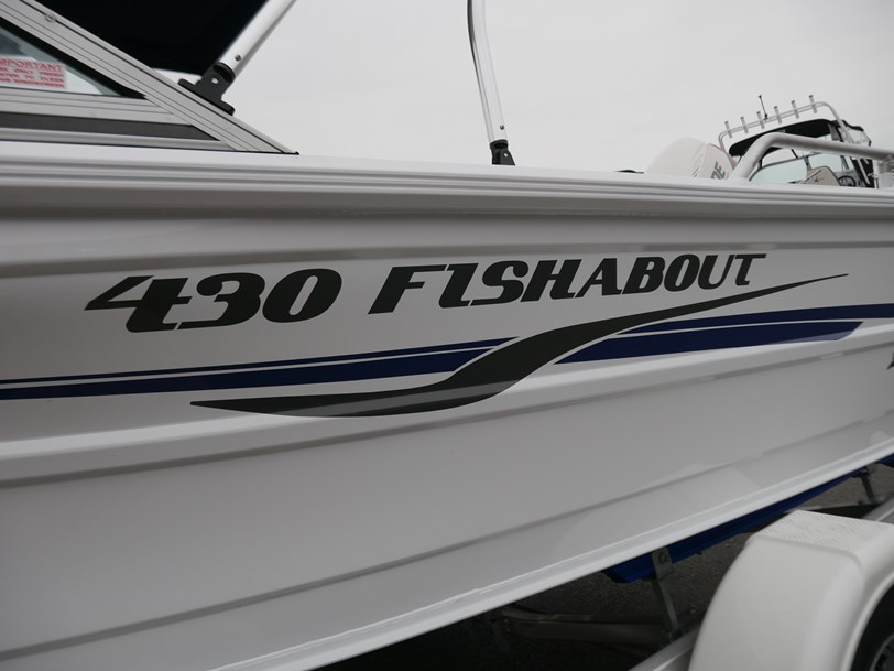 Quintrex 430 Fishabout - Runabout Quintrex 430 Fishabout - Runabout
