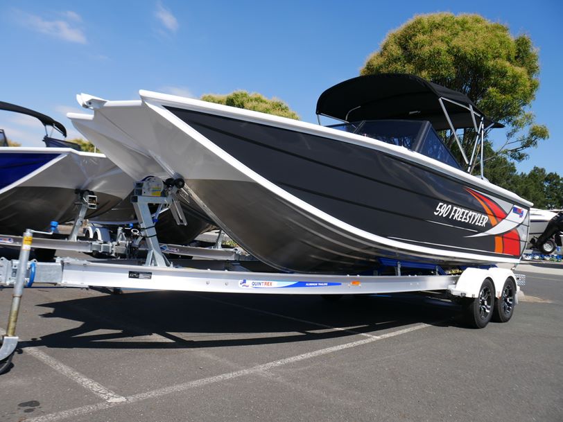 QUINTREX 590 FREESTYLER - BOW RIDER QUINTREX 590 FREESTYLER - BOW RIDER