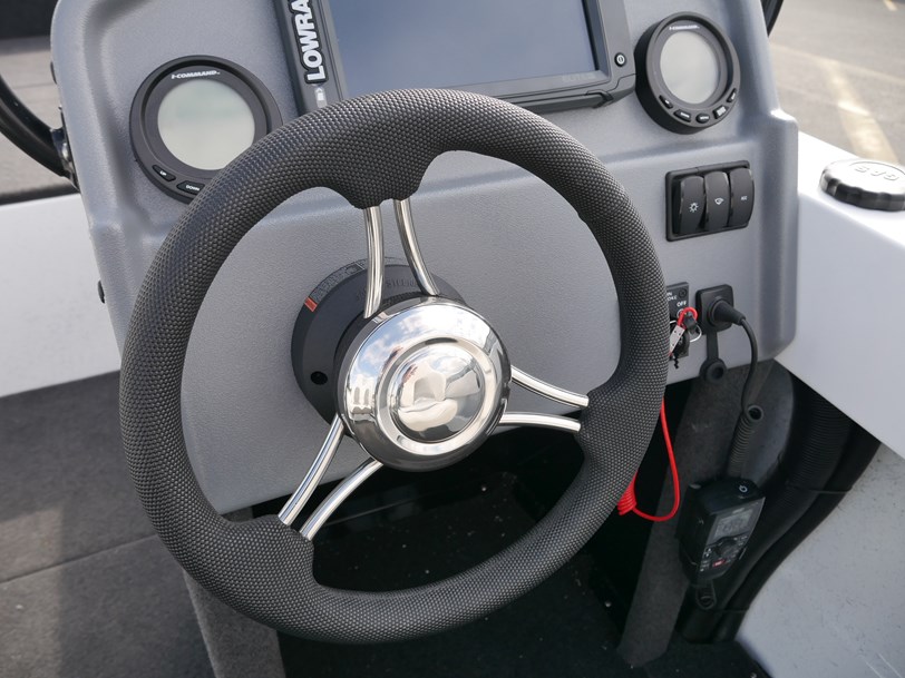 Quintrex 510 Frontier - Side Console Quintrex 510 Frontier - Side Console