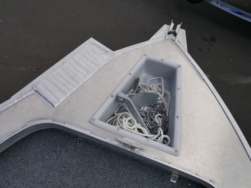 Quintrex 490 Renegade SC - Side Console Quintrex 490 Renegade SC - Side Console