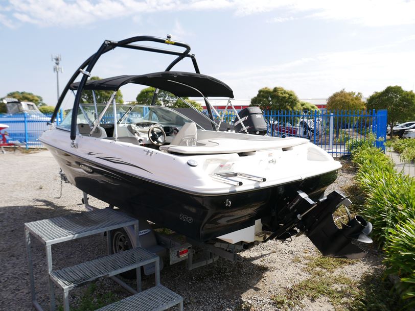 Raeline 18ft Bow Rider Raeline 18ft Bow Rider