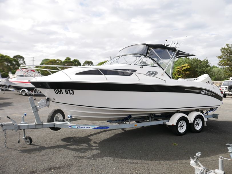 Revival 640 Fisherman - Cabin Boat Revival 640 Fisherman - Cabin Boat
