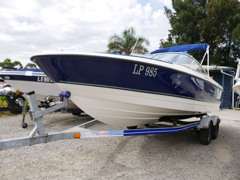 Bayliner 215 Discovery Bow Rider Bayliner 215 Discovery Bow Rider