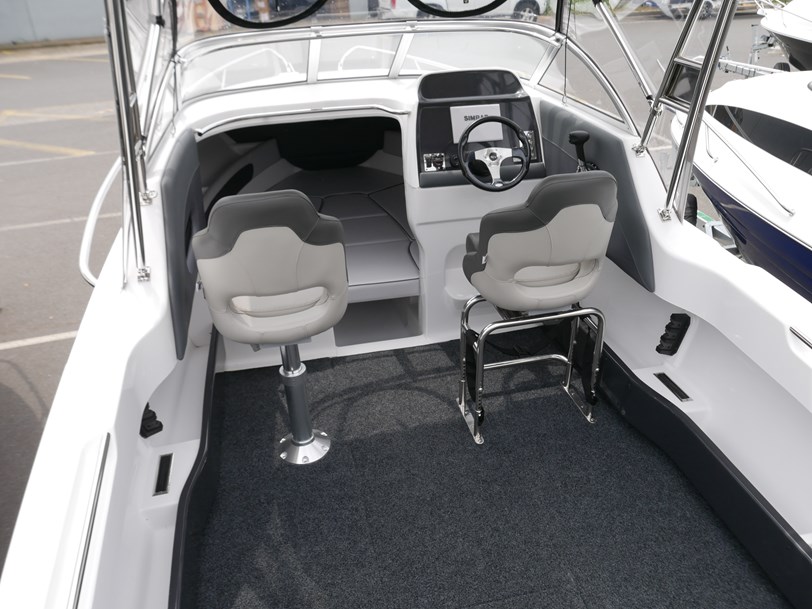 Revival 640 Sportz - Offshore Cabin Boat - April Super Special Revival 640 Sportz - Offshore Cabin Boat - April Super Special