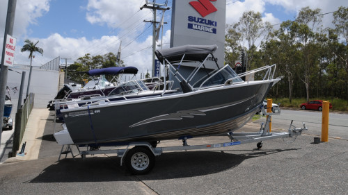 Aquamaster 4.9m Deluxe Runabout Aquamaster 4.9m Deluxe Runabout
