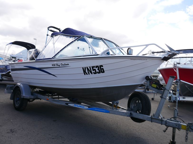 Savage 435 Bay Cruiser - Runabout Savage 435 Bay Cruiser - Runabout