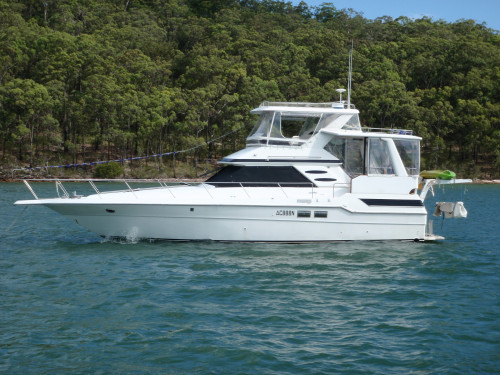 SEA RAY 440 AFT CABIN SEA RAY 440 AFT CABIN